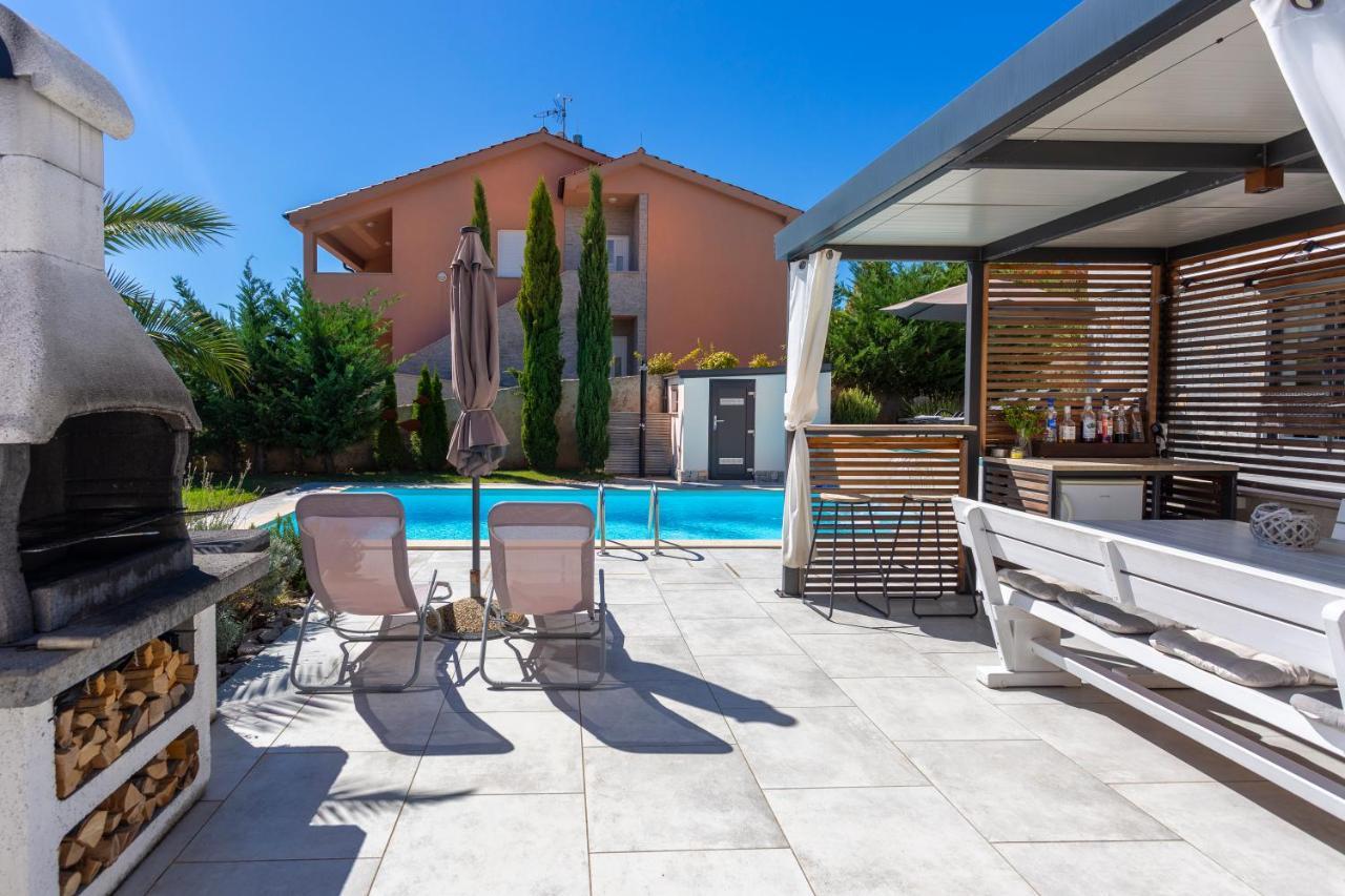Sun & Sea Villa Kornić Exteriér fotografie