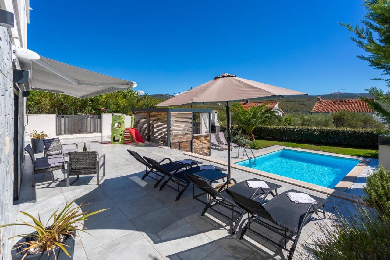 Sun & Sea Villa Kornić Exteriér fotografie